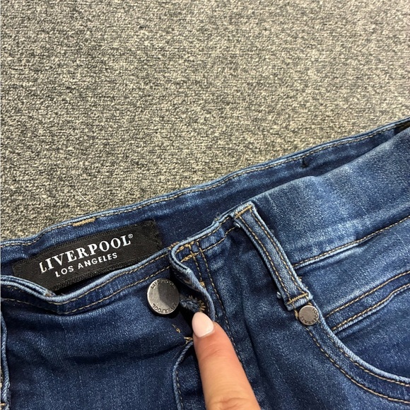 Liverpool Women's Dark Blue The ankle Skinny Distressed Jean Size 8 - Picture 3 of 6